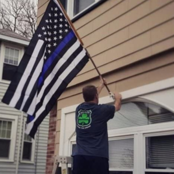 Thin blue line Police officer 3x5 flag with brass gromme - Picture 3 of 3